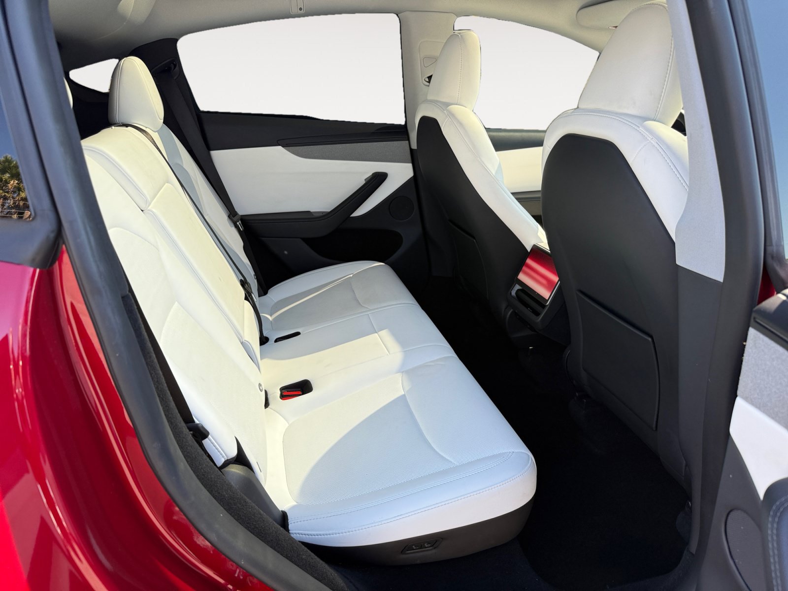 Used 2026 Tesla Model Y Long Range AWD/4WD image 18