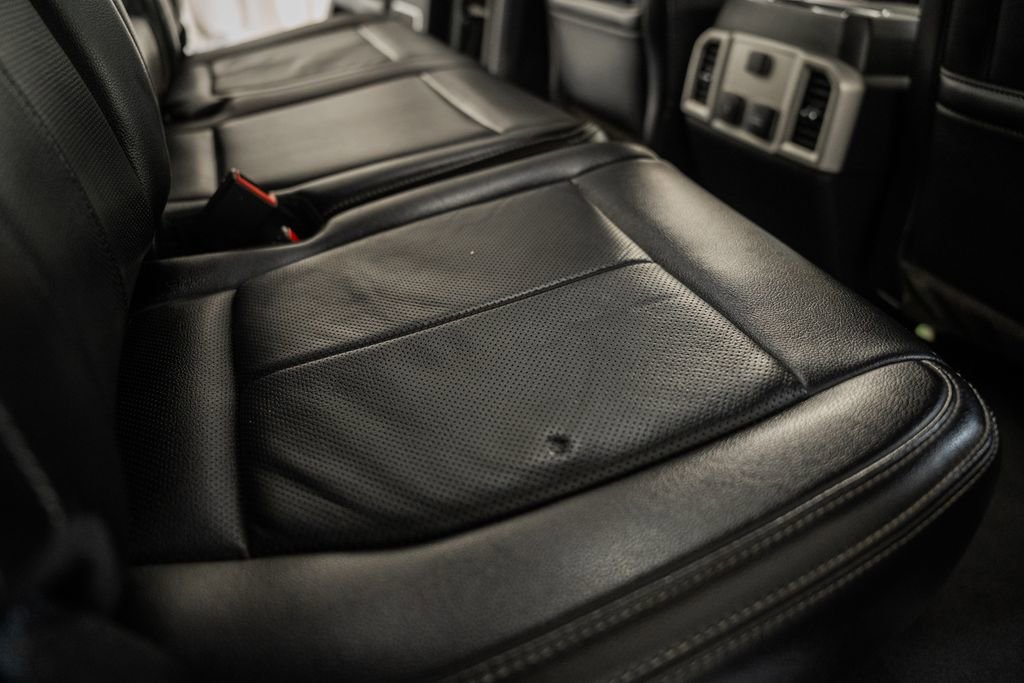 Used 2021 Ford F350 Lariat image 36