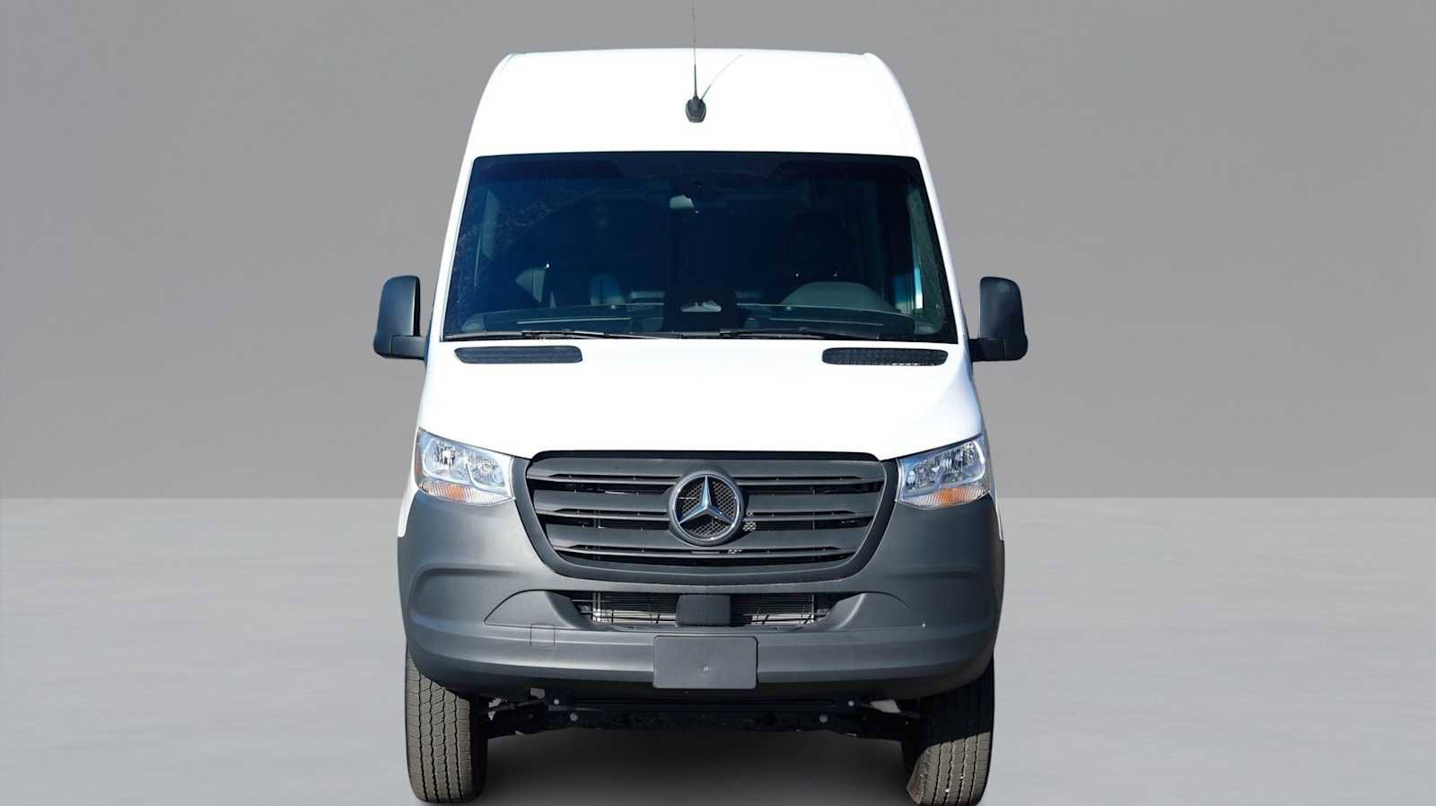 New 2025 Mercedes-Benz Sprinter 2500 image 2