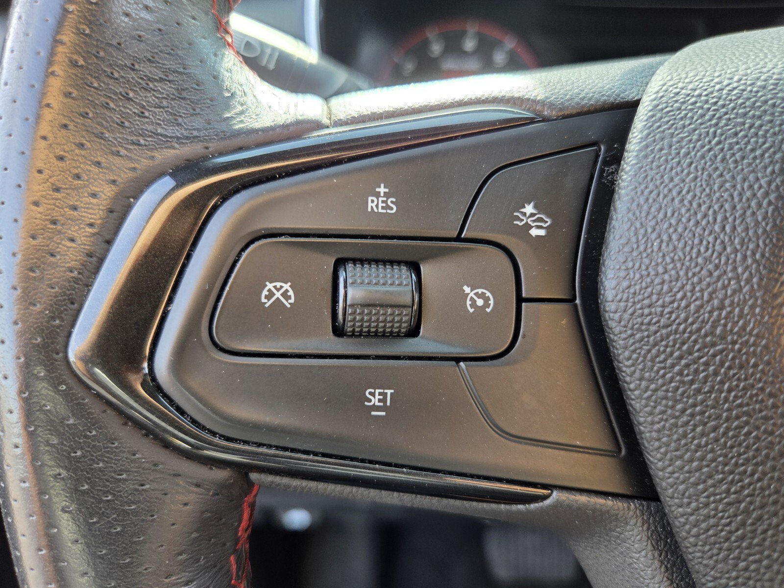 Certified 2021 Chevrolet TrailBlazer RS FWD image 21