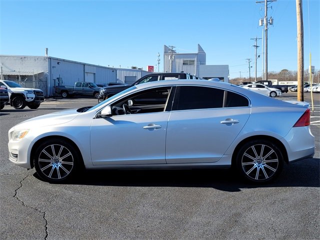 Used 2016 Volvo S60 T5 Premier image 4