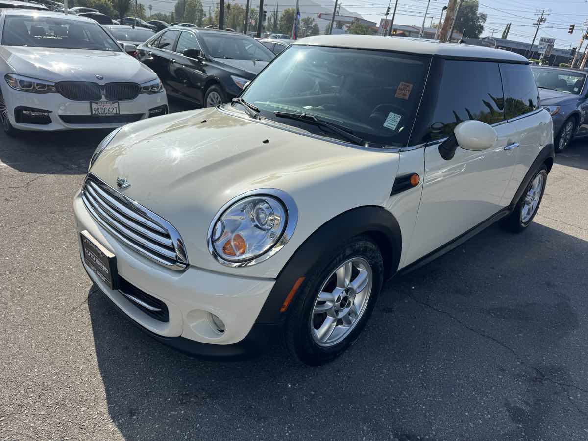 Used 2012 MINI Cooper Hardtop image 3