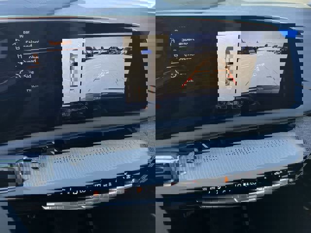 New 2026 Cadillac Optiq Sport 2 image 16