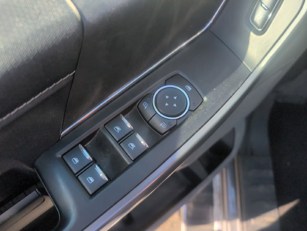 Used 2025 Ford F150 XLT w/ Equipment Group 301A Standard AWD/4WD image 19