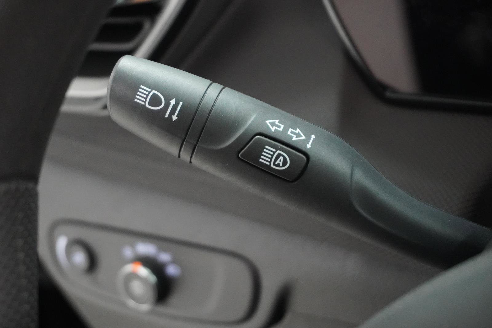 Used 2026 Chevrolet TrailBlazer LT w/ Driver Confidence Package image 21