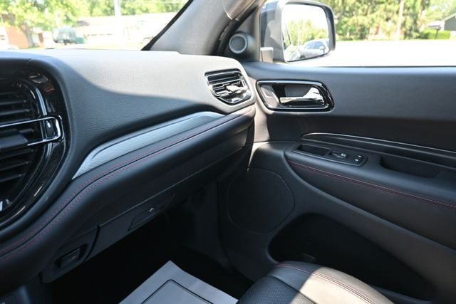 Used 2025 Dodge Durango R/T AWD/4WD image 30