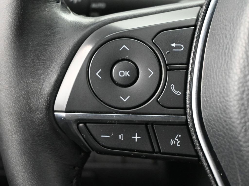 Used 2020 Toyota Camry XSE w/ Driver Assist Package image 5