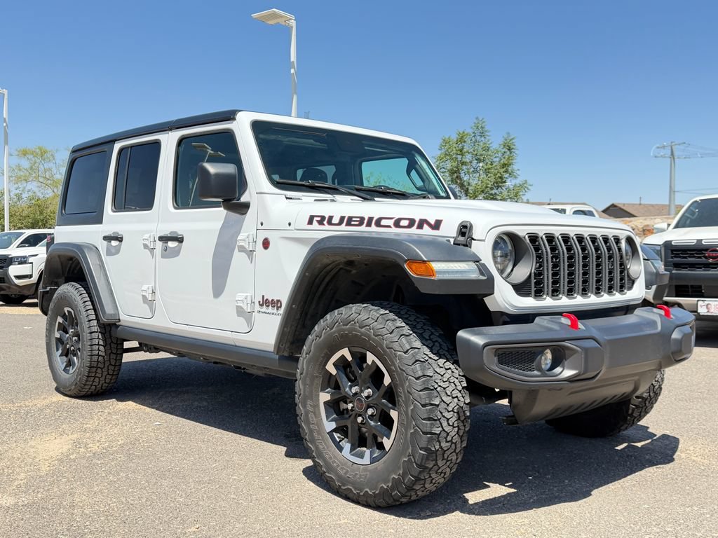 Used 2025 Jeep Wrangler Unlimited Rubicon AWD/4WD image 9