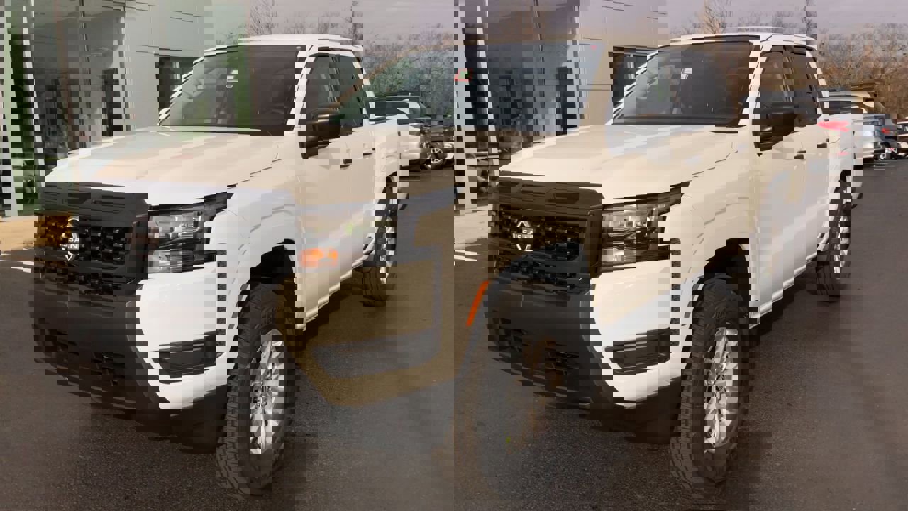 New 2026 Nissan Frontier S image 4
