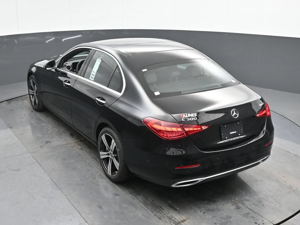 Used 2025 Mercedes-Benz C 300 4MATIC Sedan image 36