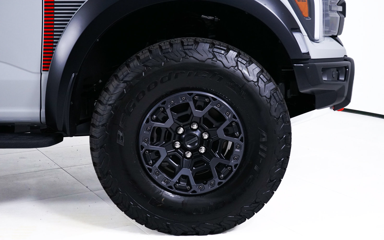 Used 2026 Ford F150 Raptor w/ Equipment Group 803A Raptor R AWD/4WD image 14