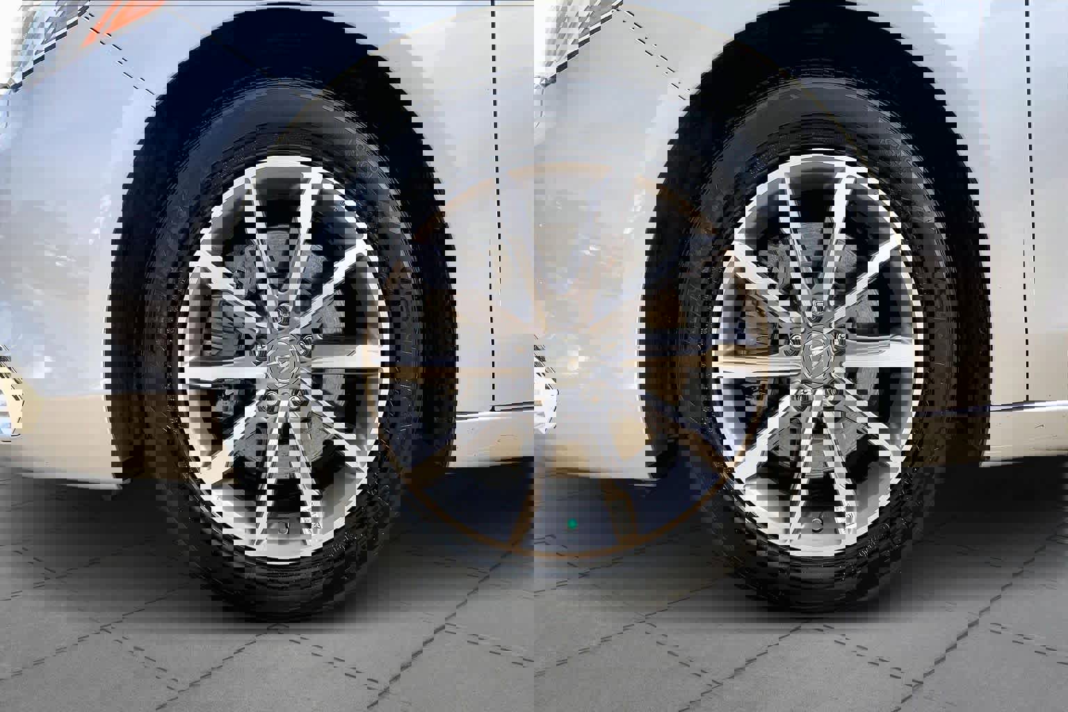 Used 2020 Acura TLX w/ Technology Package image 10