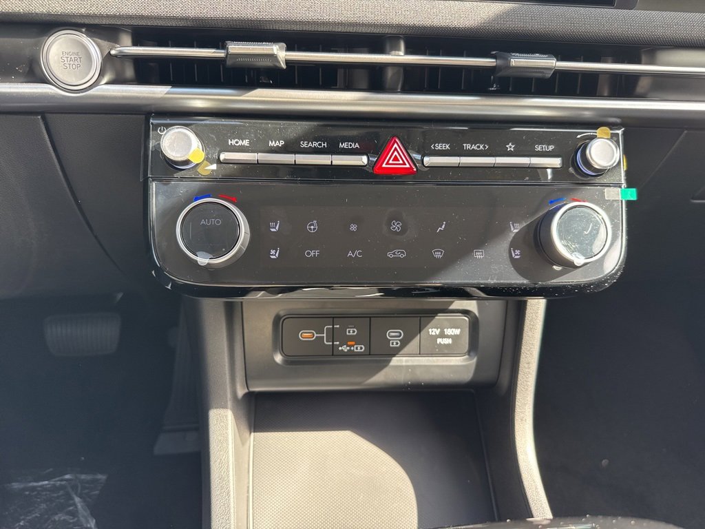 New 2026 Hyundai Tucson Limited image 28