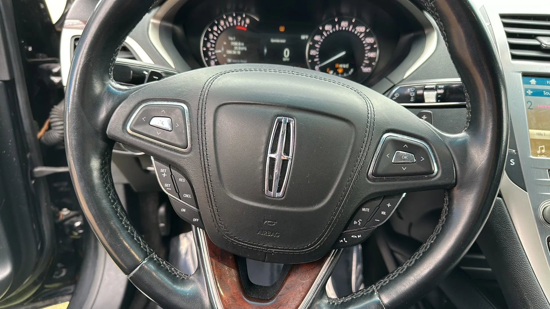 Used 2017 Lincoln MKZ Reserve w/ Climate Package image 25