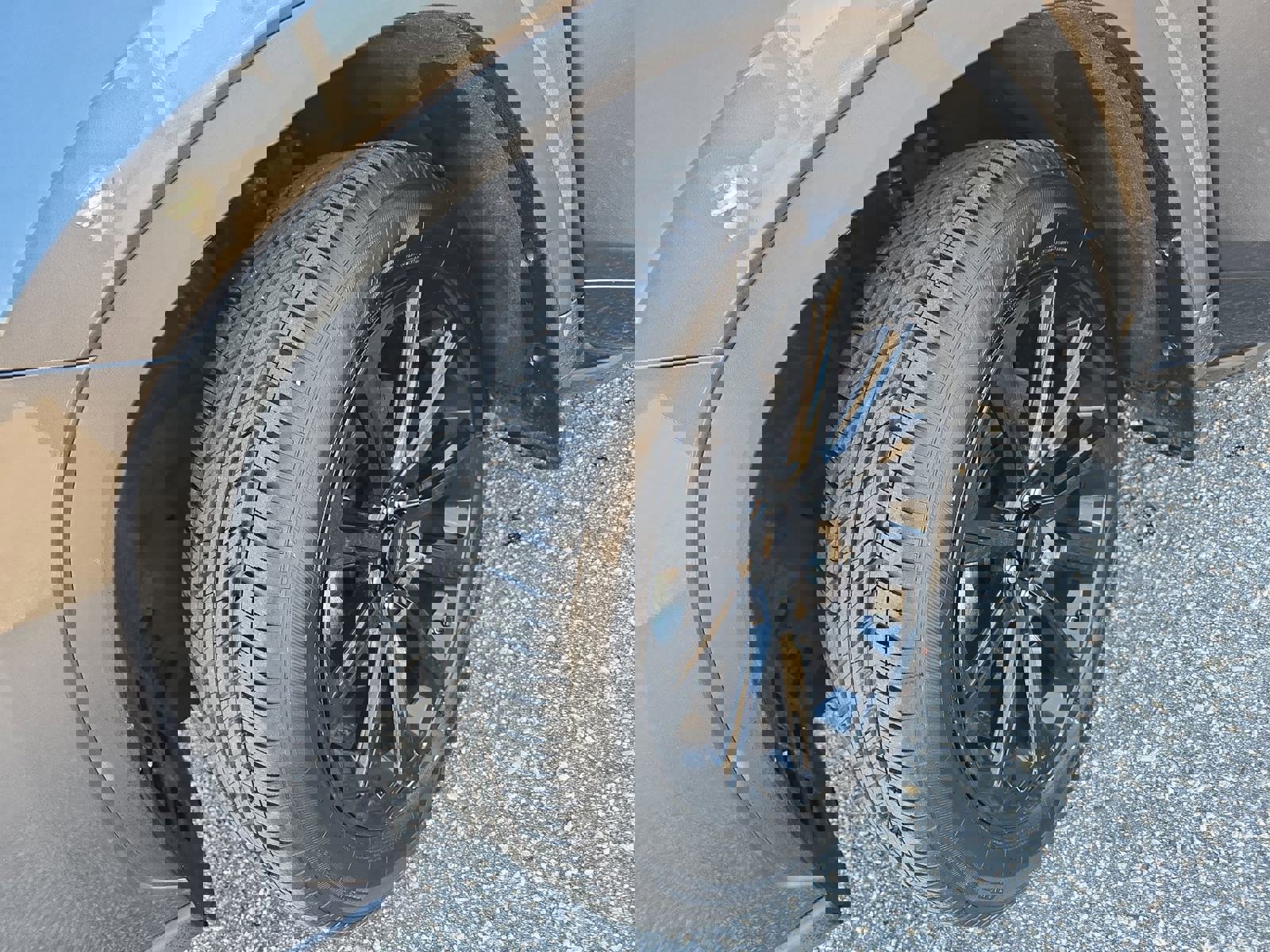 Used 2024 Toyota Highlander Limited image 31