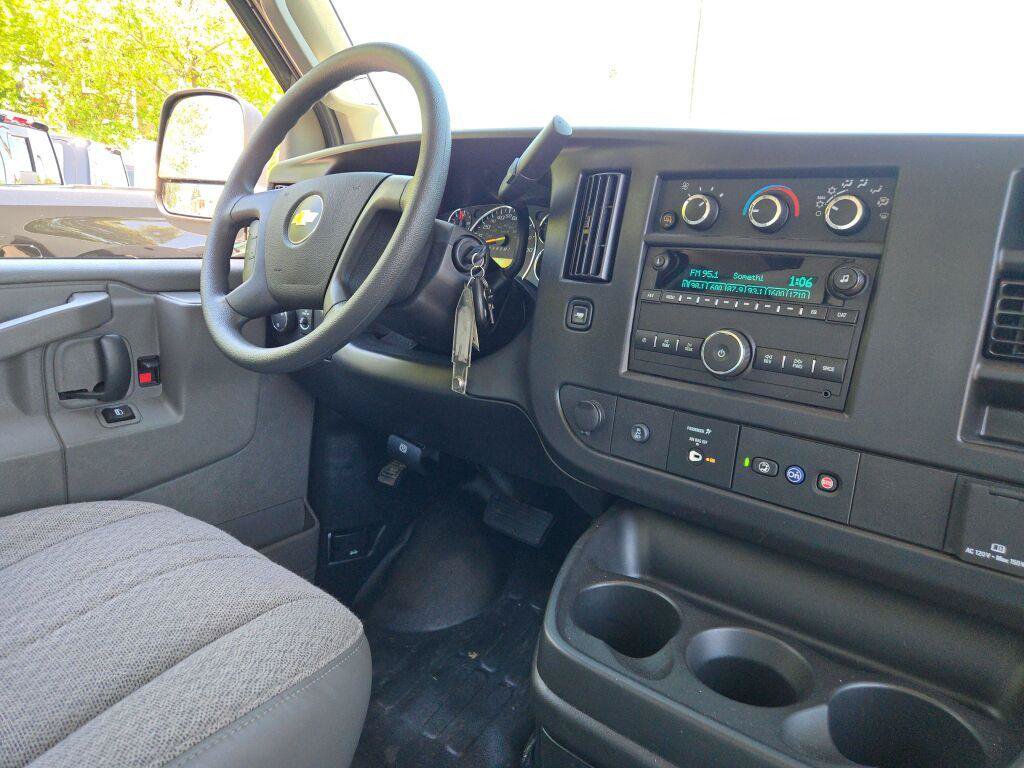 New 2026 Chevrolet Express 3500 w/ Power Convenience Package RWD image 11