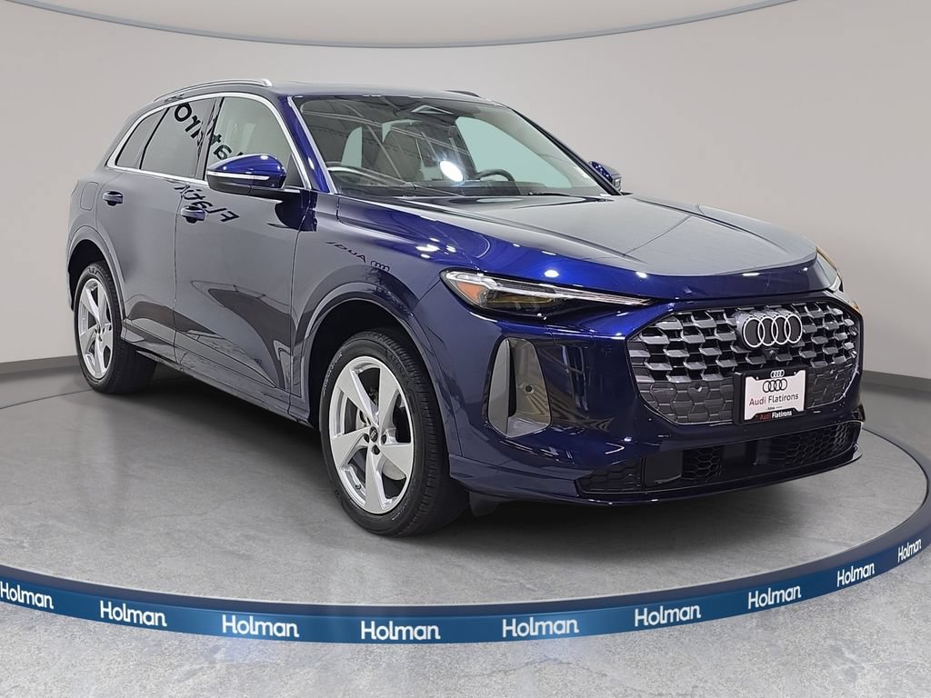 Used 2025 Audi Q5 Premium w/ Premium Plus AWD/4WD image 4
