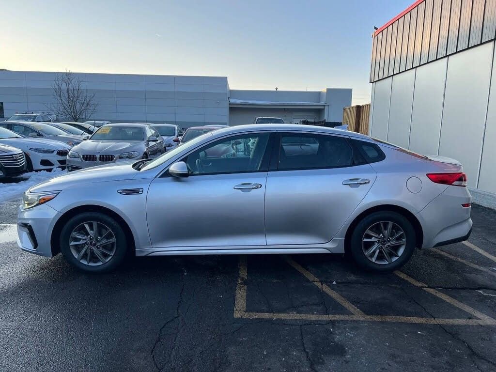 Used 2020 Kia Optima LX image 3