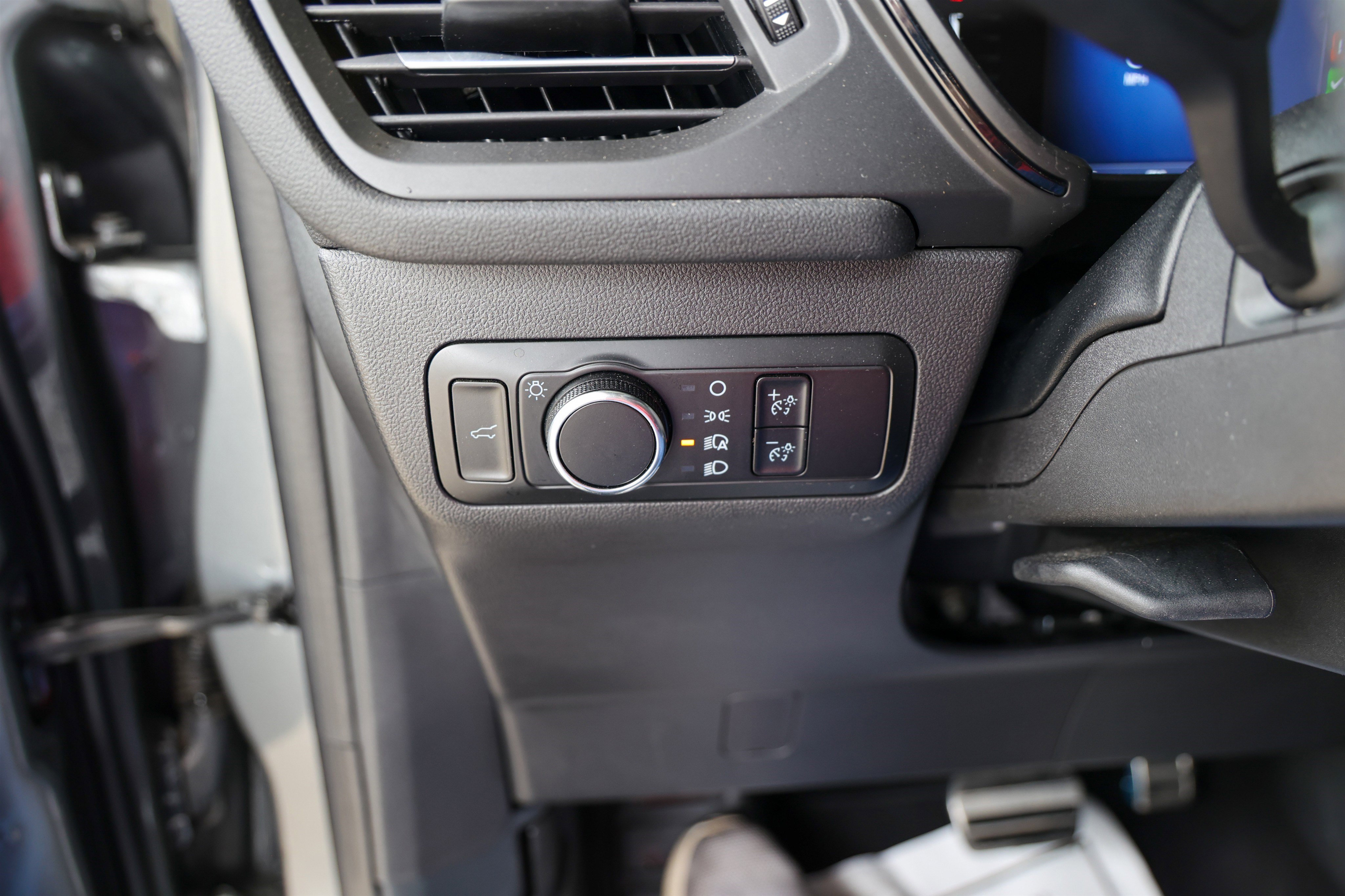 Used 2024 Ford Escape ST-Line image 16