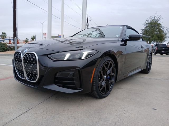 New 2025 BMW 430i Convertible w/ M Sport Package image 3