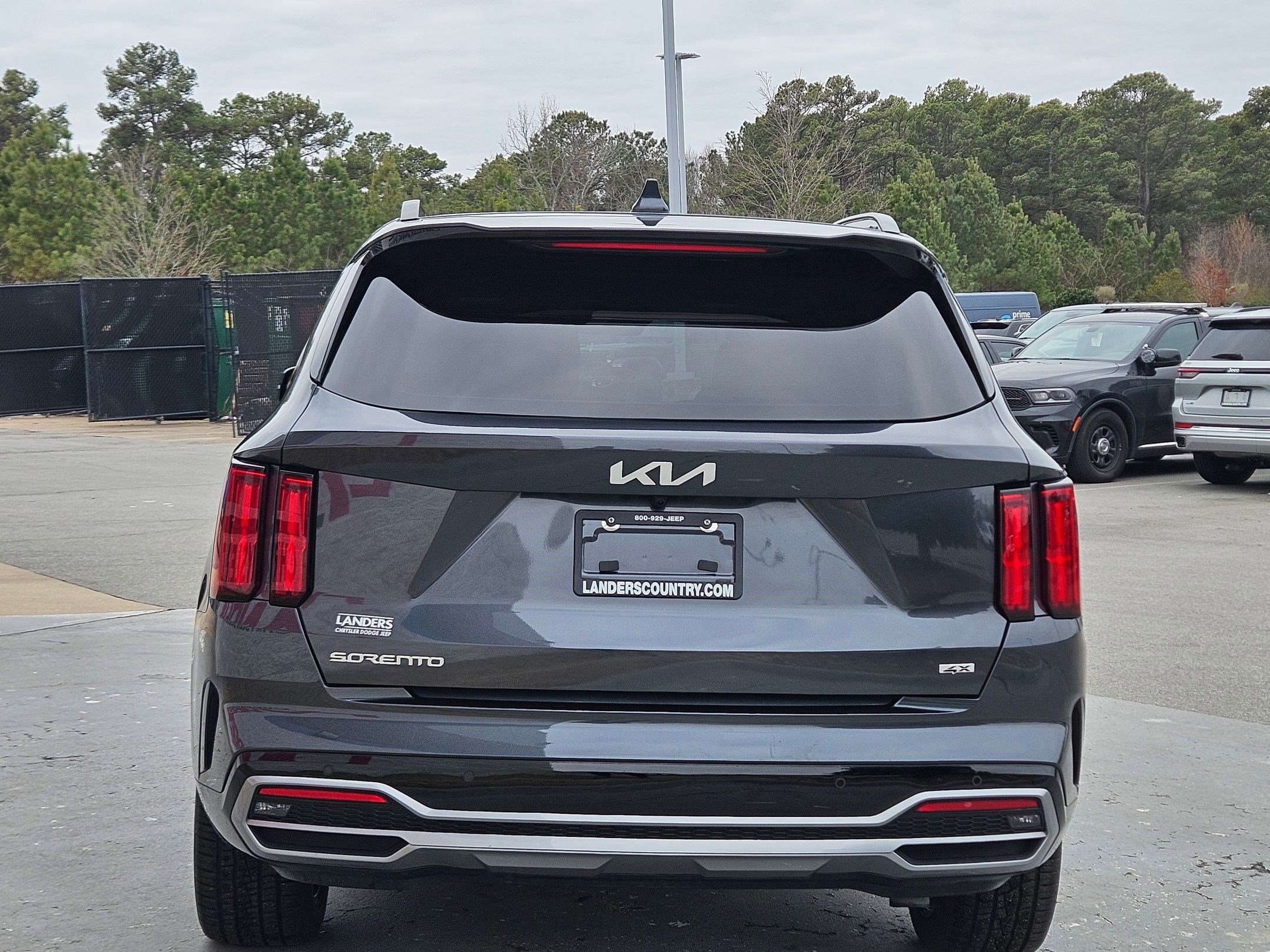 Used 2023 Kia Sorento SX image 6