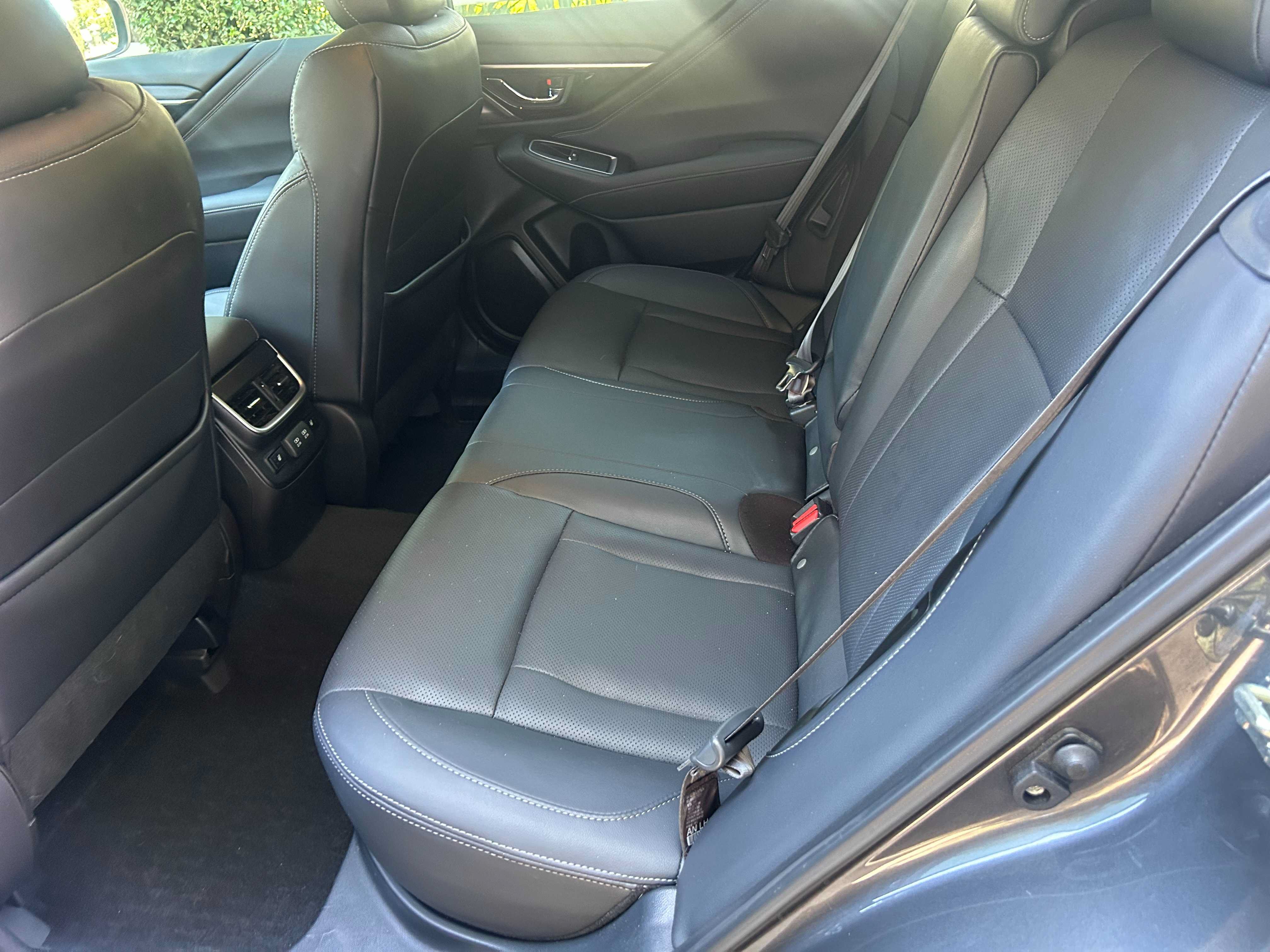 Used 2020 Subaru Outback Limited AWD/4WD image 17