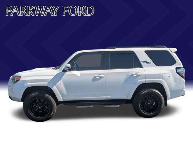 Used 2023 Toyota 4Runner TRD Off-Road Premium w/ Moonroof Package AWD/4WD image 8