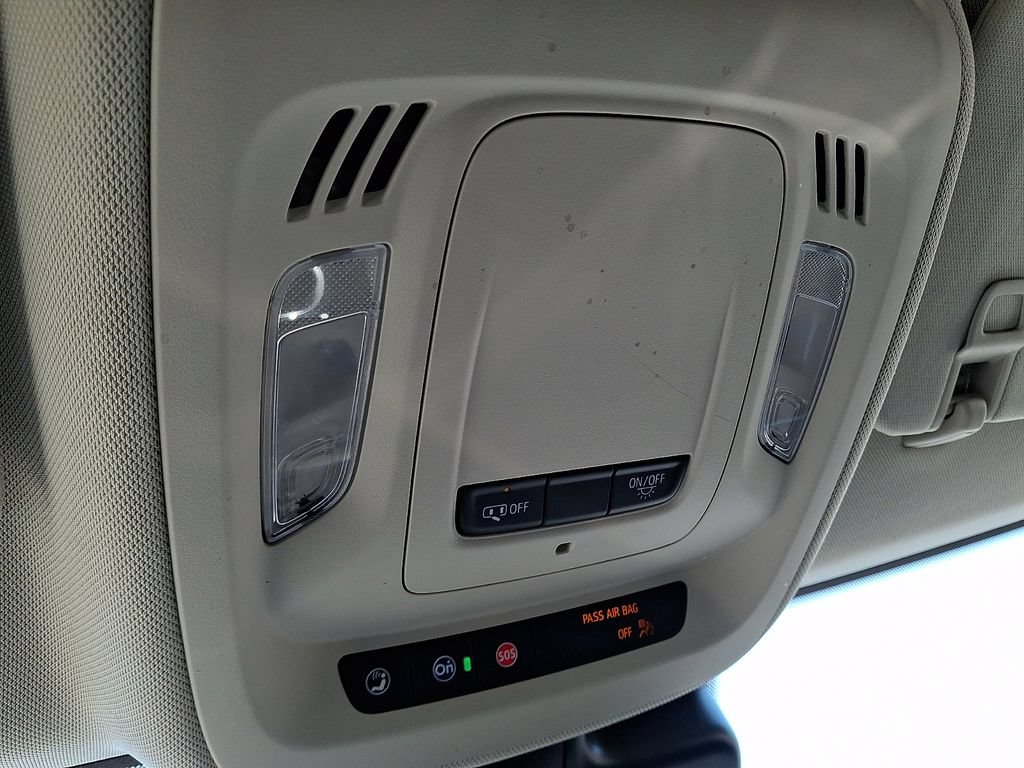 Used 2023 Buick Envision Essence AWD/4WD image 26
