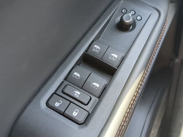 New 2026 Jeep Cherokee Limited AWD/4WD image 24