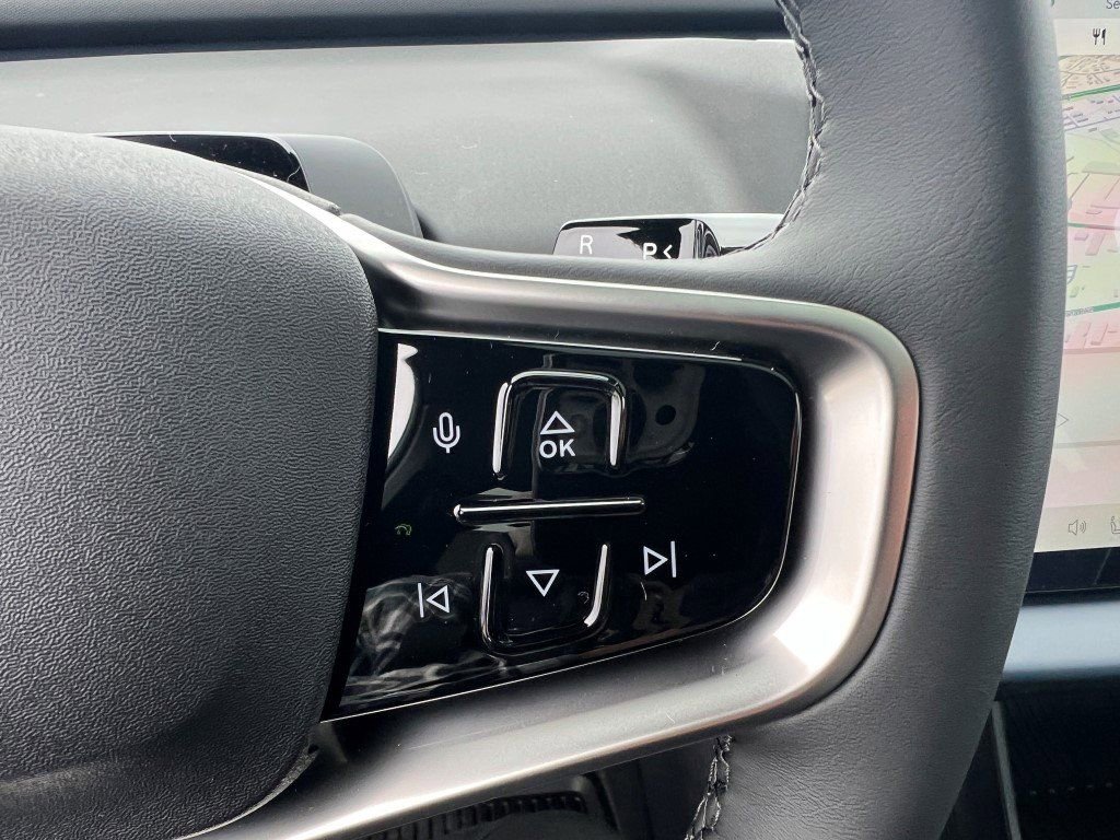 New 2026 Volvo EX30 Plus w/ Protection Package Premier image 17