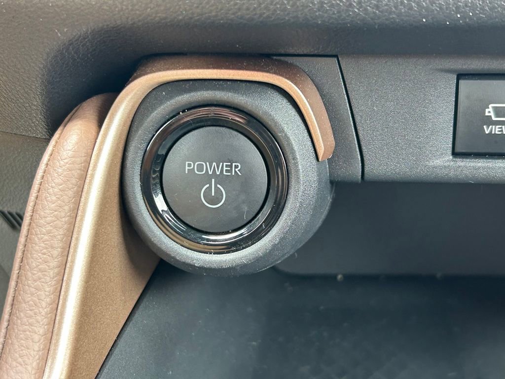 Certified 2024 Toyota Grand Highlander AWD Hybrid image 33