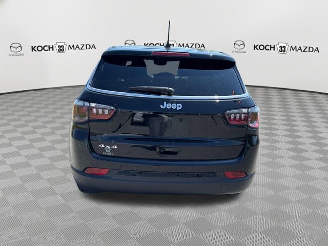 Used 2025 Jeep Compass Sport AWD/4WD image 6
