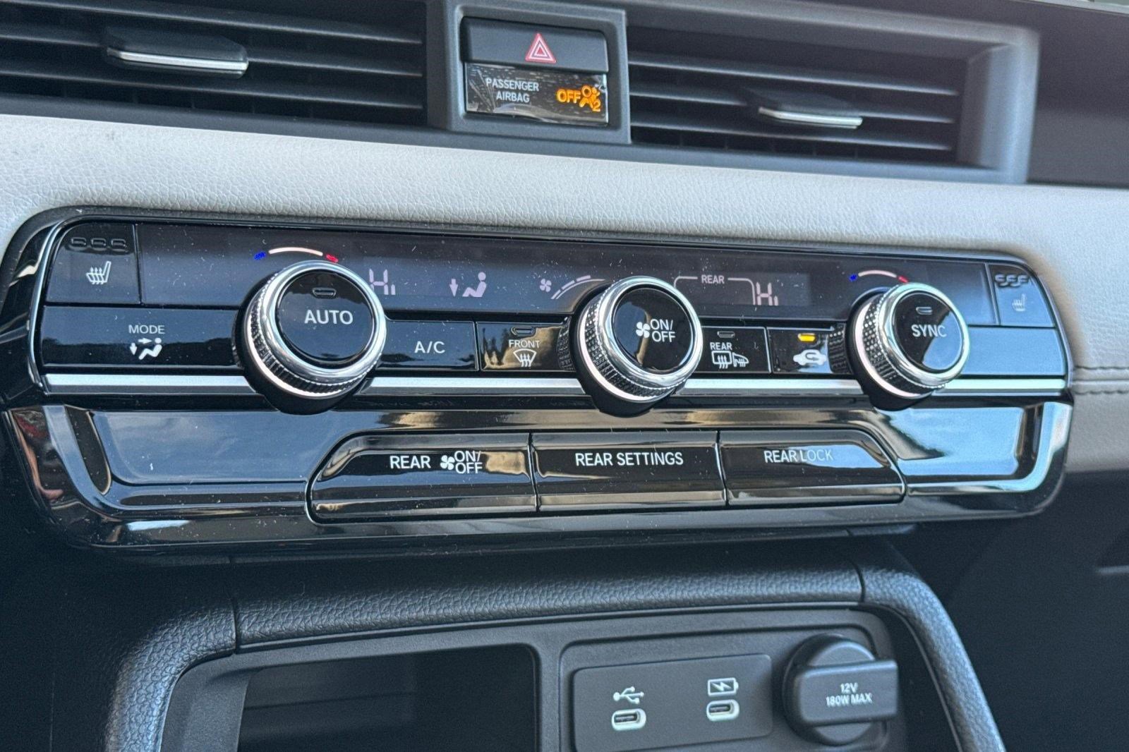 New 2026 Honda Pilot Touring image 19