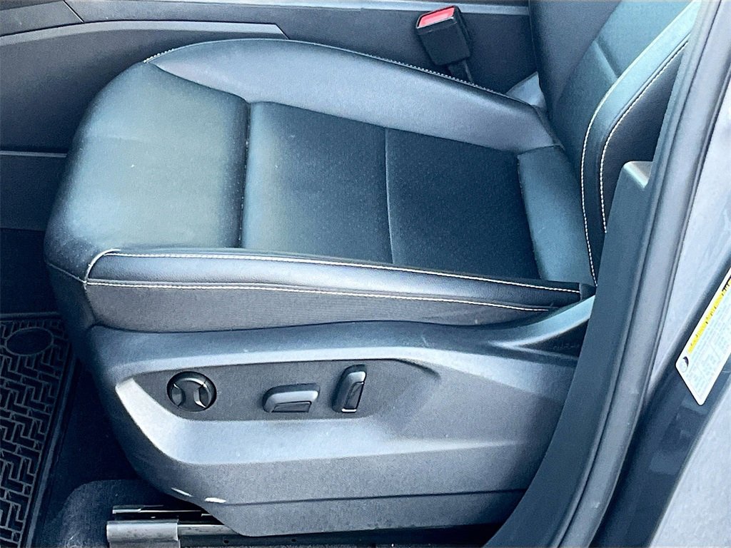 Used 2023 Volkswagen Atlas SE w/ Panoramic Sunroof Package image 18