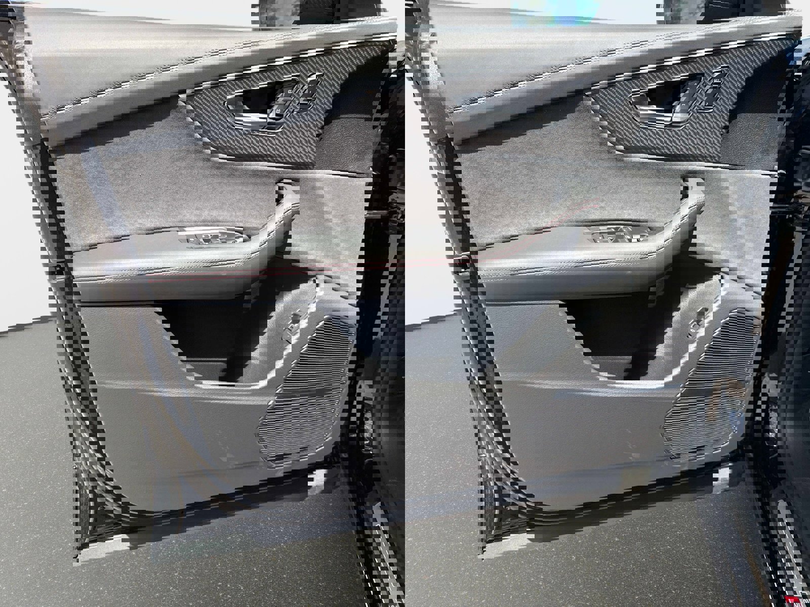 New 2026 Audi SQ8 Prestige AWD/4WD image 13