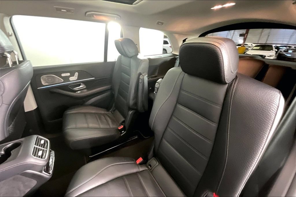 Certified 2023 Mercedes-Benz GLS 450 4MATIC image 18