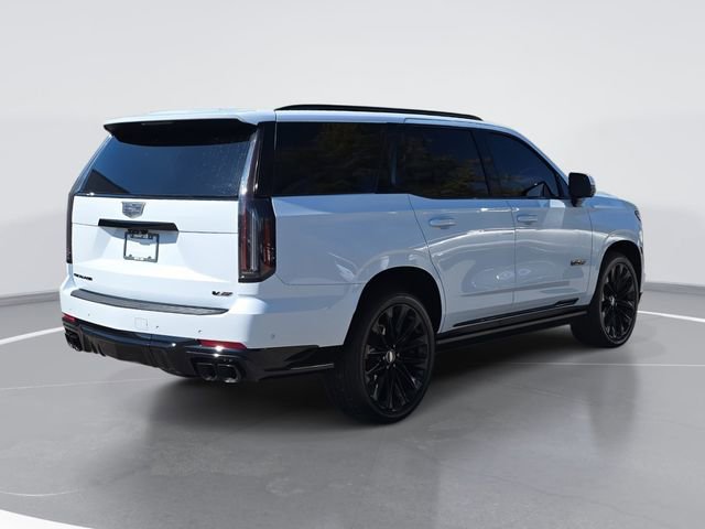Used 2026 Cadillac Escalade V w/ LPO, ONYX Package image 3