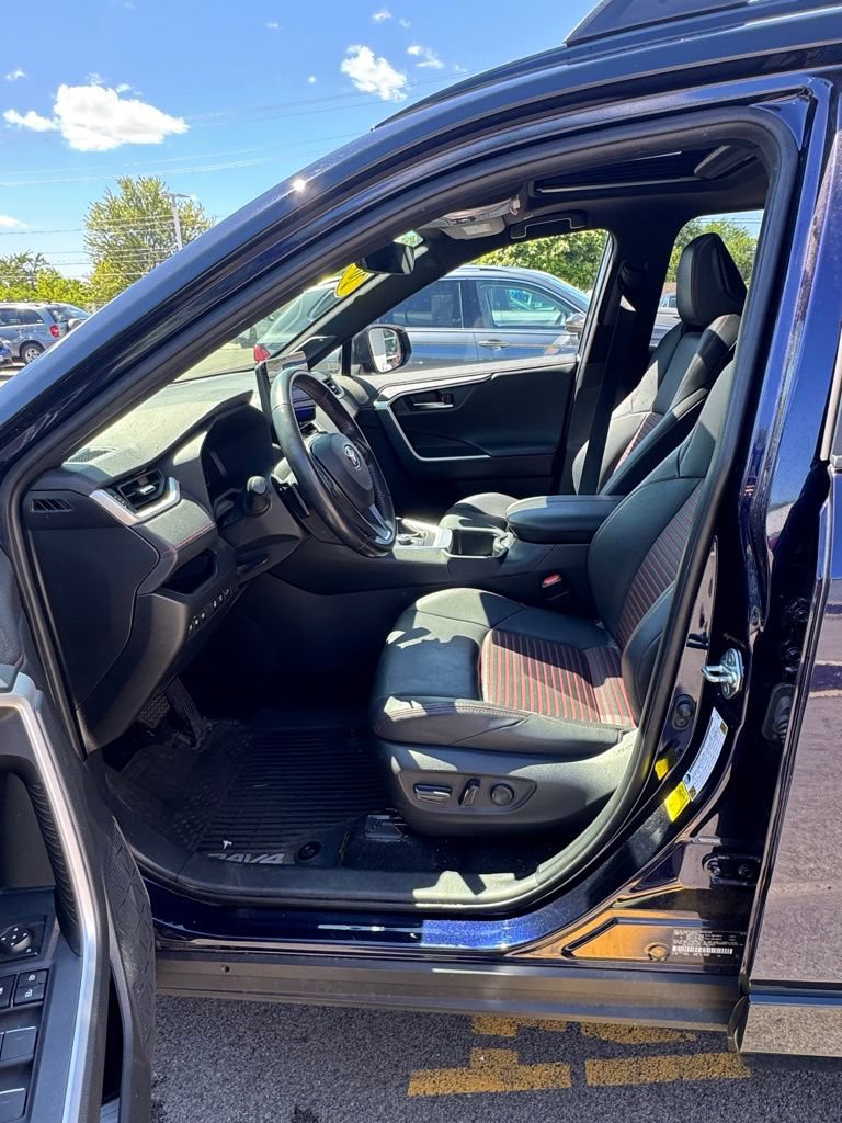 Used 2023 Toyota RAV4 XSE w/ Weather Package AWD/4WD image 14