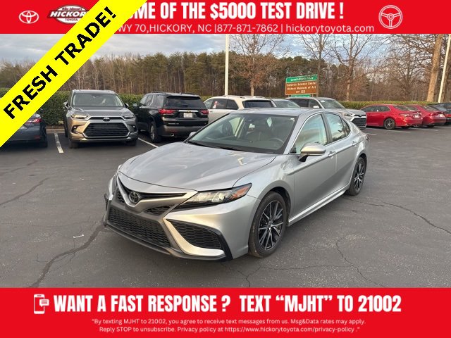 Used 2022 Toyota Camry SE