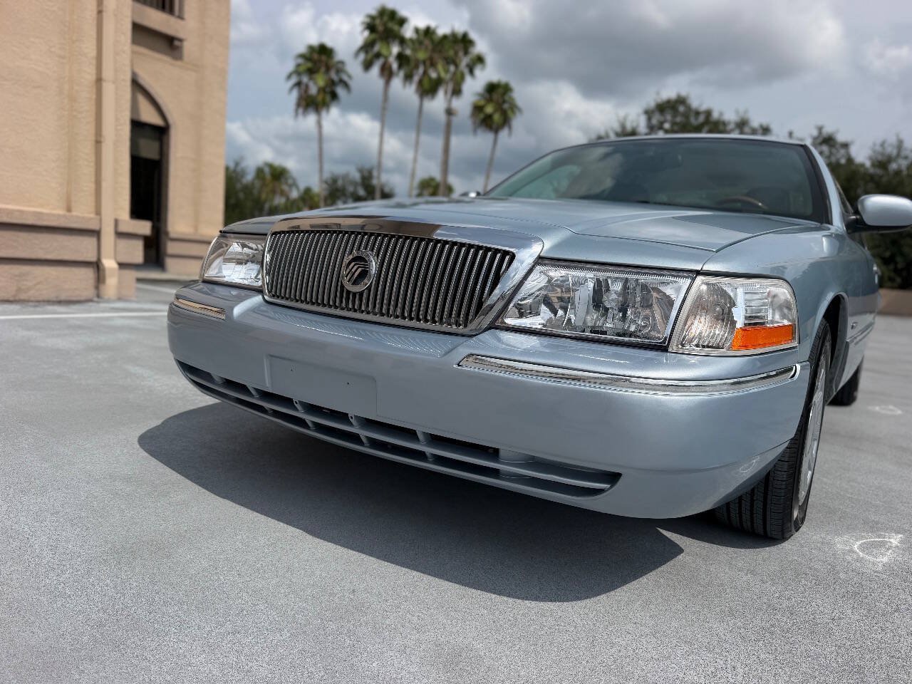 Used 2004 Mercury Grand Marquis LS RWD image 25