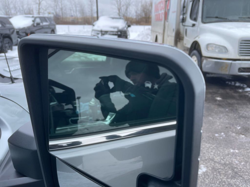 New 2026 Chevrolet Silverado 1500 LTZ w/ LTZ Premium Package image 32