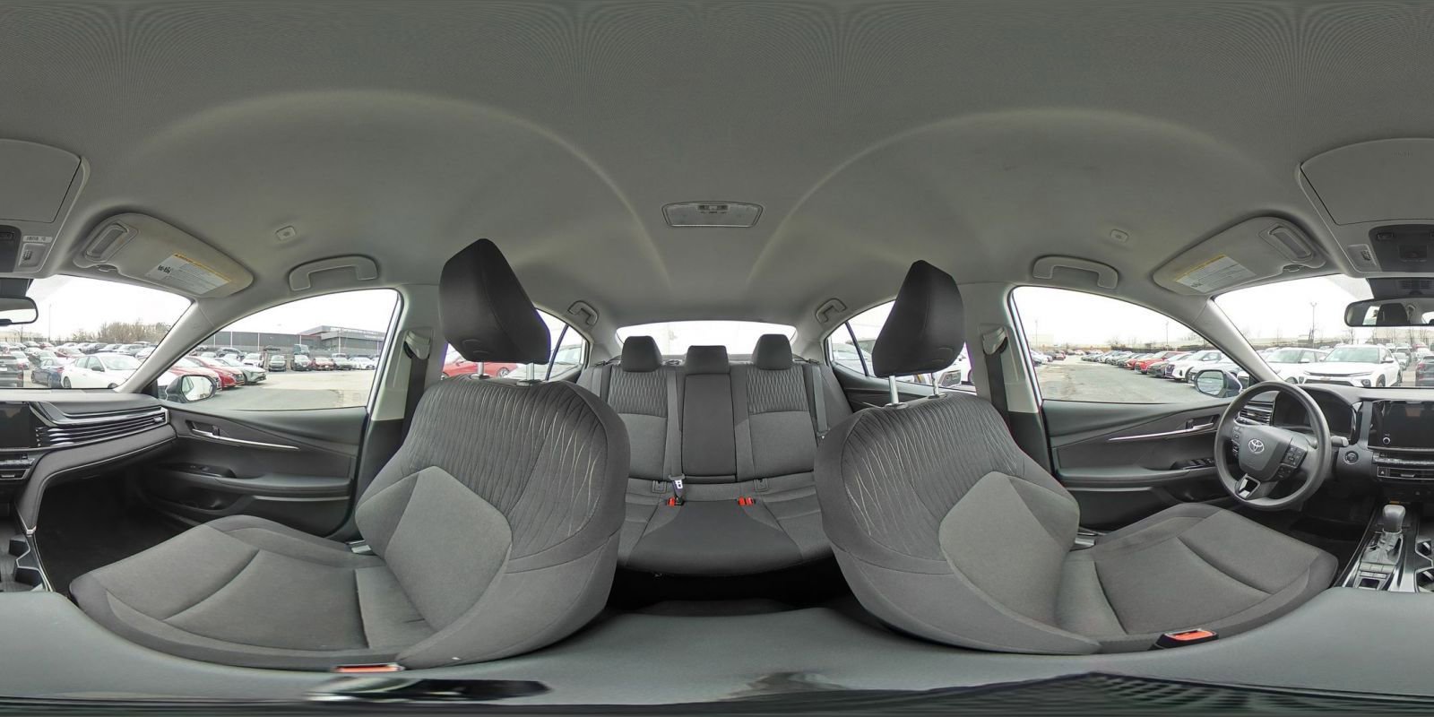 Used 2025 Toyota Camry LE image 41