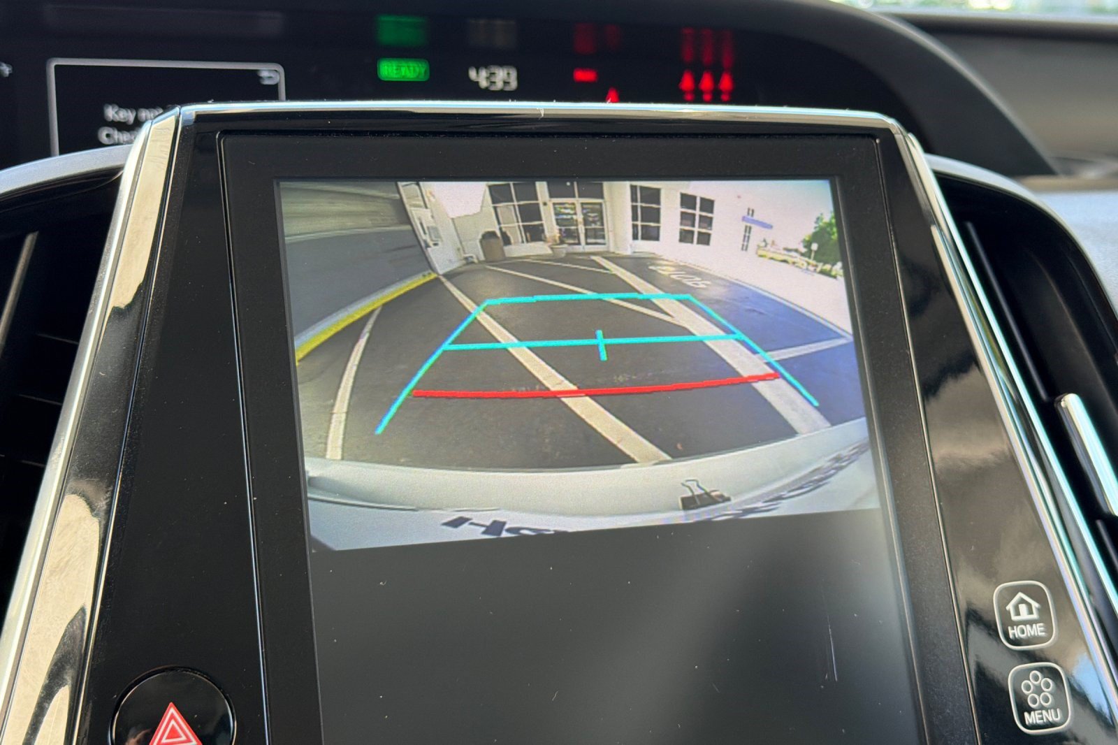 Used 2022 Toyota Prius Prime XLE FWD image 25