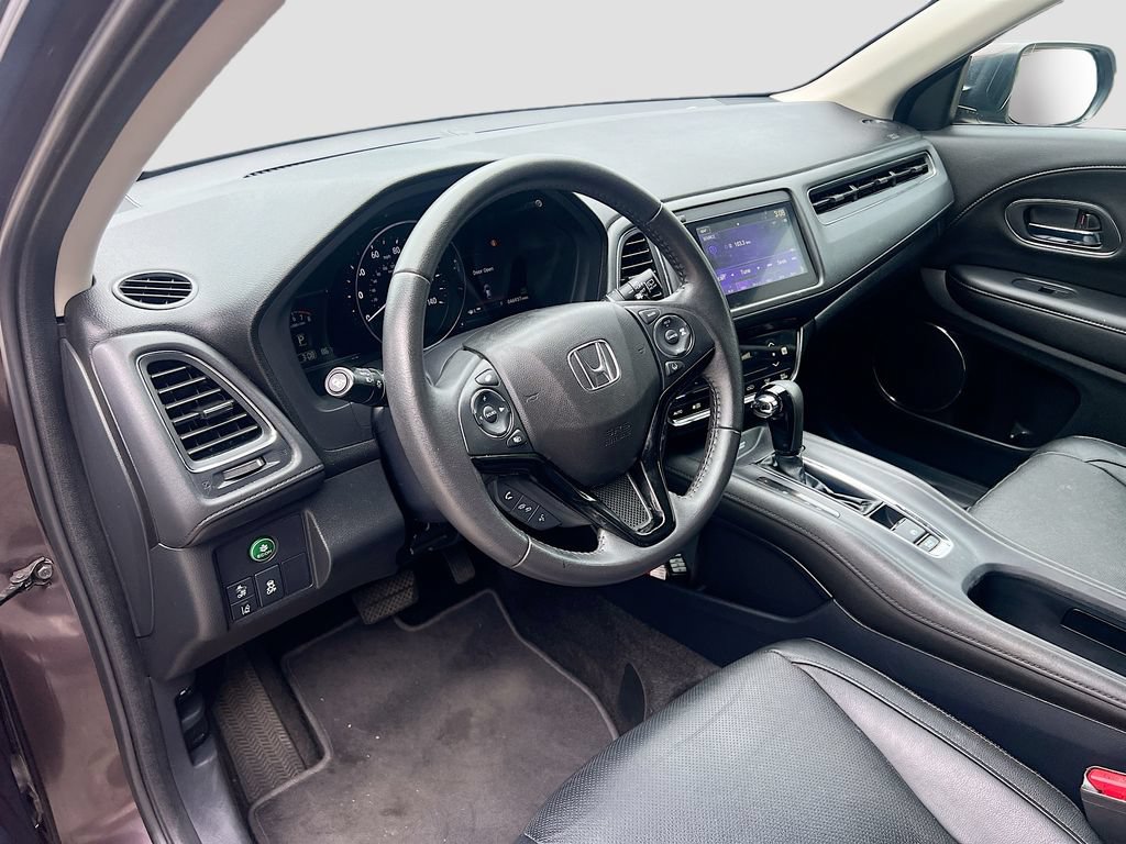 Used 2020 Honda HR-V Touring image 9