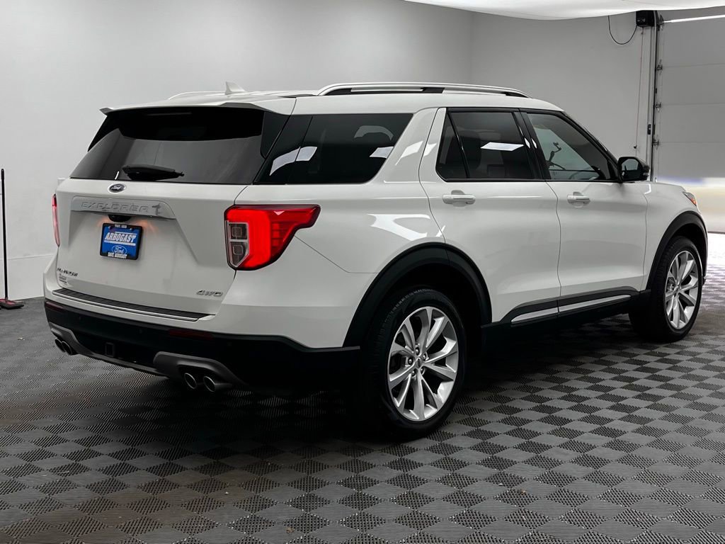 Used 2023 Ford Explorer Platinum w/ Technology Package image 8