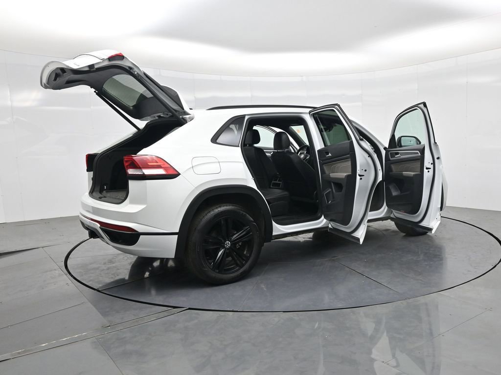 Used 2023 Volkswagen Atlas Cross Sport SEL R-Line image 31