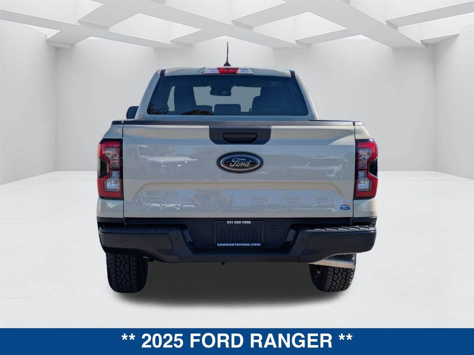 New 2025 Ford Ranger XLT w/ Black Appearance Package image 6
