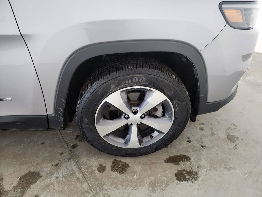 Used 2020 Jeep Cherokee Limited w/ Advanced Safety Group image 42