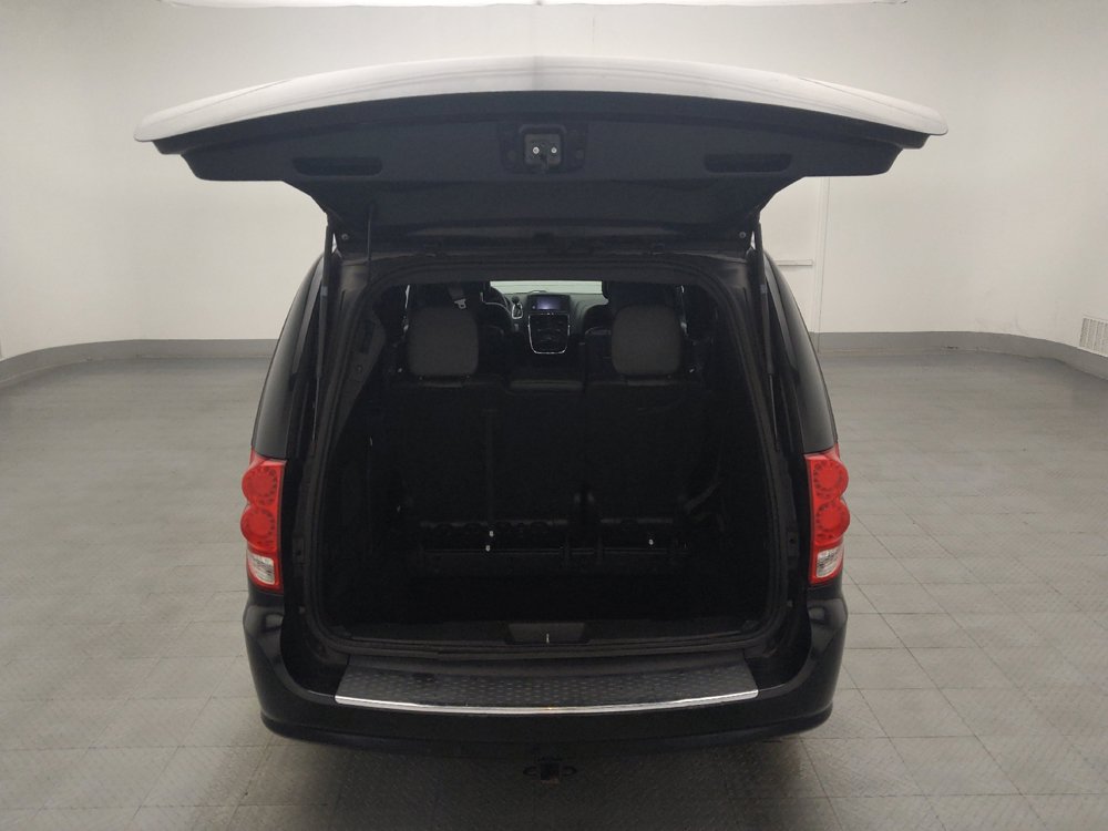 Used 2017 Dodge Grand Caravan GT FWD image 29