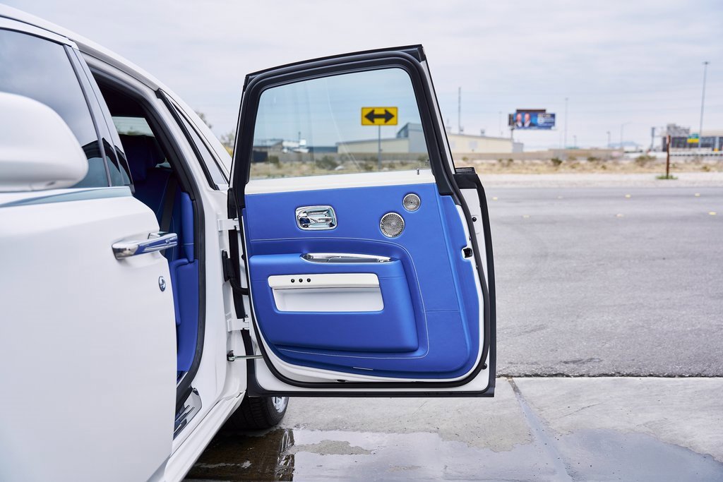 Used 2019 Rolls-Royce Ghost image 27